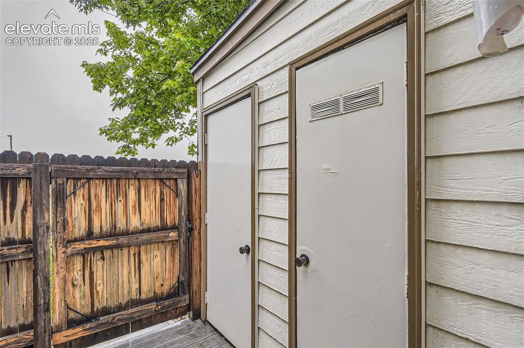 1811 S Quebec Way Denver CO 80231
