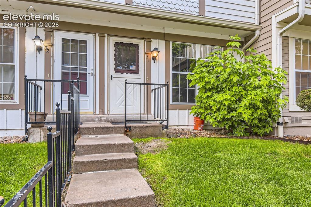1811 S Quebec Way Denver CO 80231