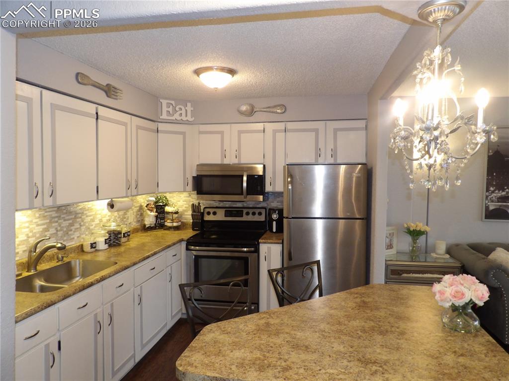 411 Lakewood Circle Colorado Springs CO 80910