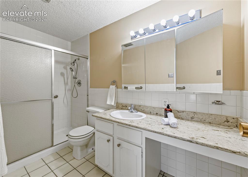 411 Lakewood Circle Colorado Springs CO 80910