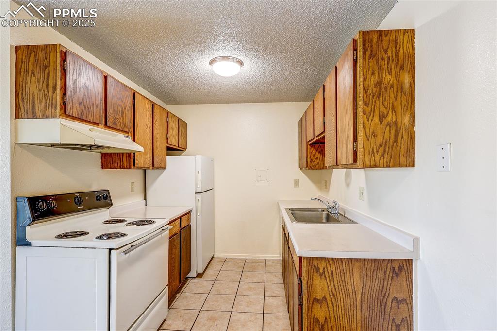 5034 El Camino Drive Colorado Springs CO 80918