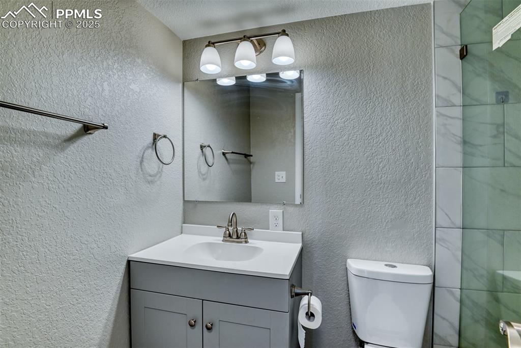 411 Lakewood Circle Colorado Springs CO 80910