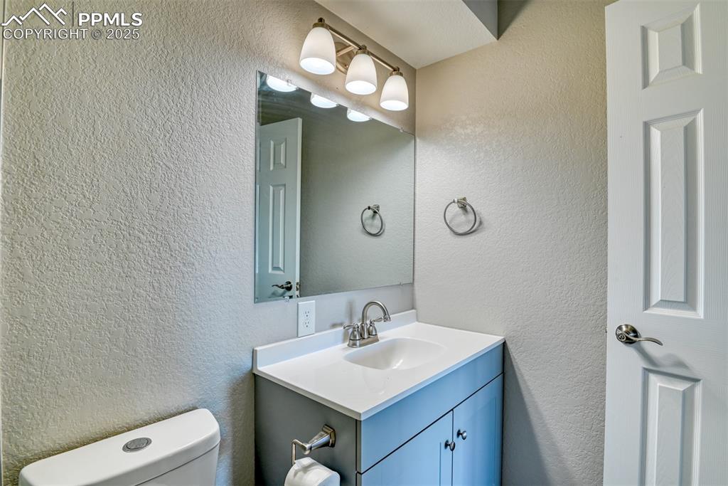 411 Lakewood Circle Colorado Springs CO 80910
