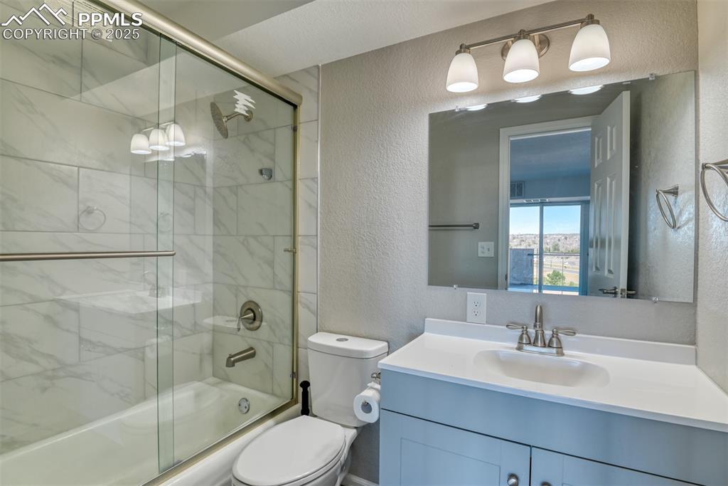 411 Lakewood Circle Colorado Springs CO 80910