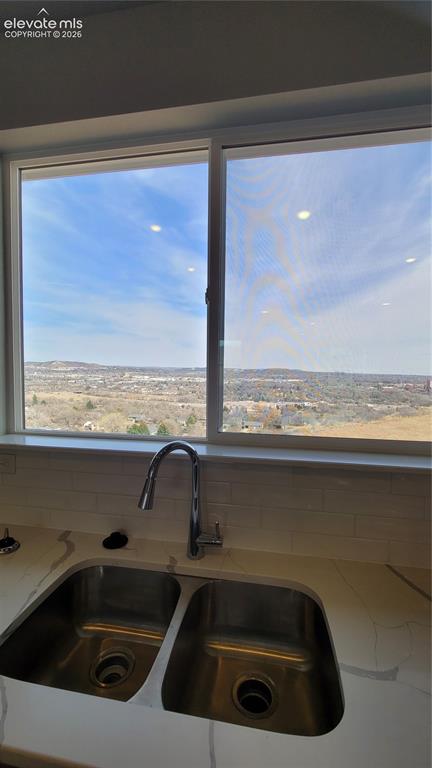 723 Belleza View Colorado Springs CO 80907