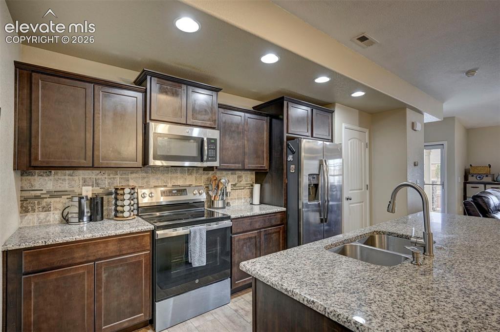 5644 Shamrock Heights Colorado Springs CO 80923