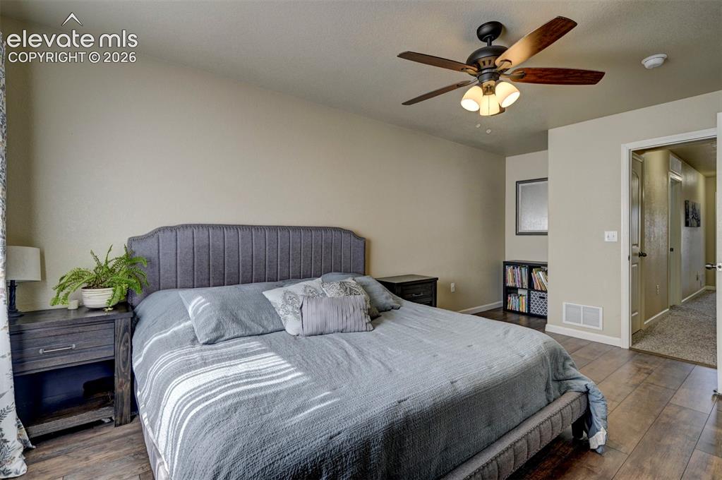 5644 Shamrock Heights Colorado Springs CO 80923