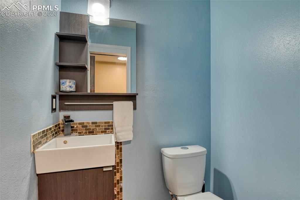 379 Raspberry Lane Monument CO 80132