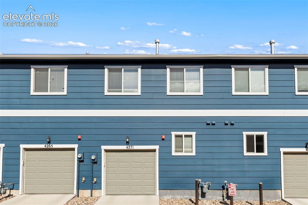 4271 Little Rock View Colorado Springs CO 80911