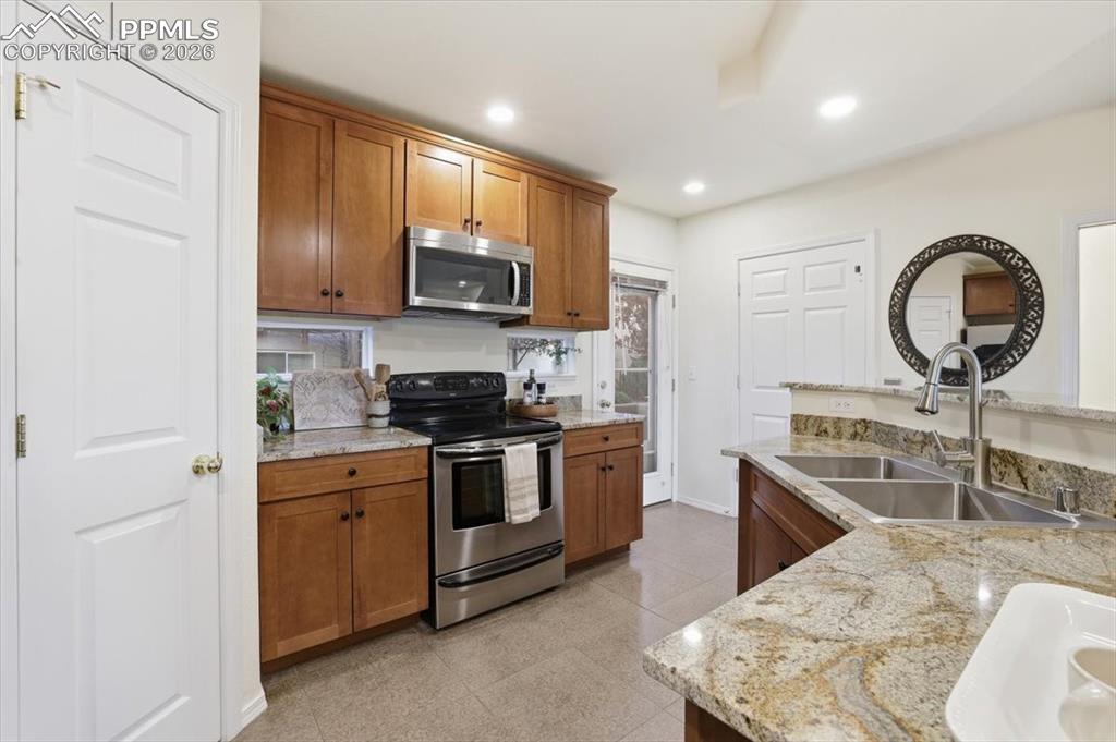 4317 Sammers View Colorado Springs CO 80917