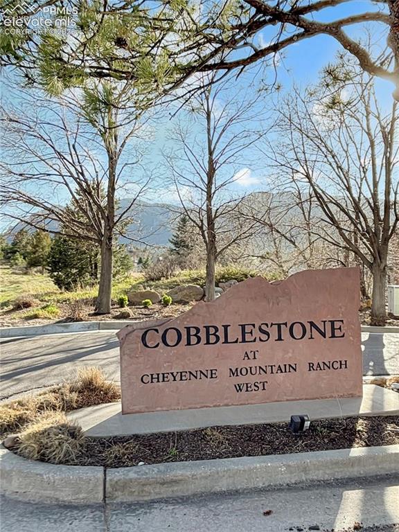 422 Cobblestone Drive Colorado Springs CO 80906