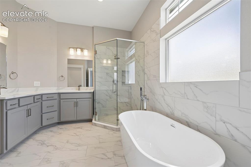 5930 Eagle Glen View Colorado Springs CO 80919