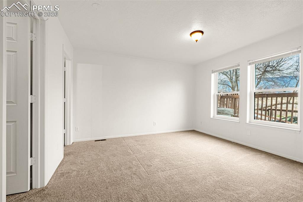 2386 Stepping Stones Way Colorado Springs CO 80904