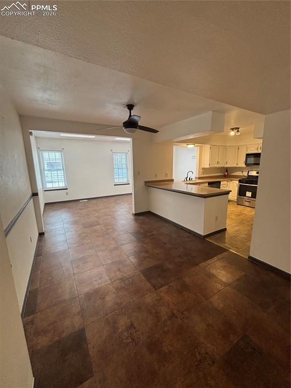 2079 Sussex Lane Colorado Springs CO 80909