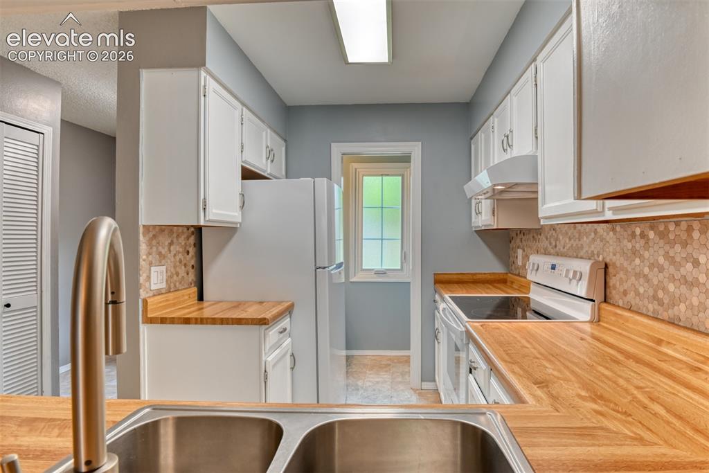 3374 Queen Anne Way Colorado Springs CO 80917