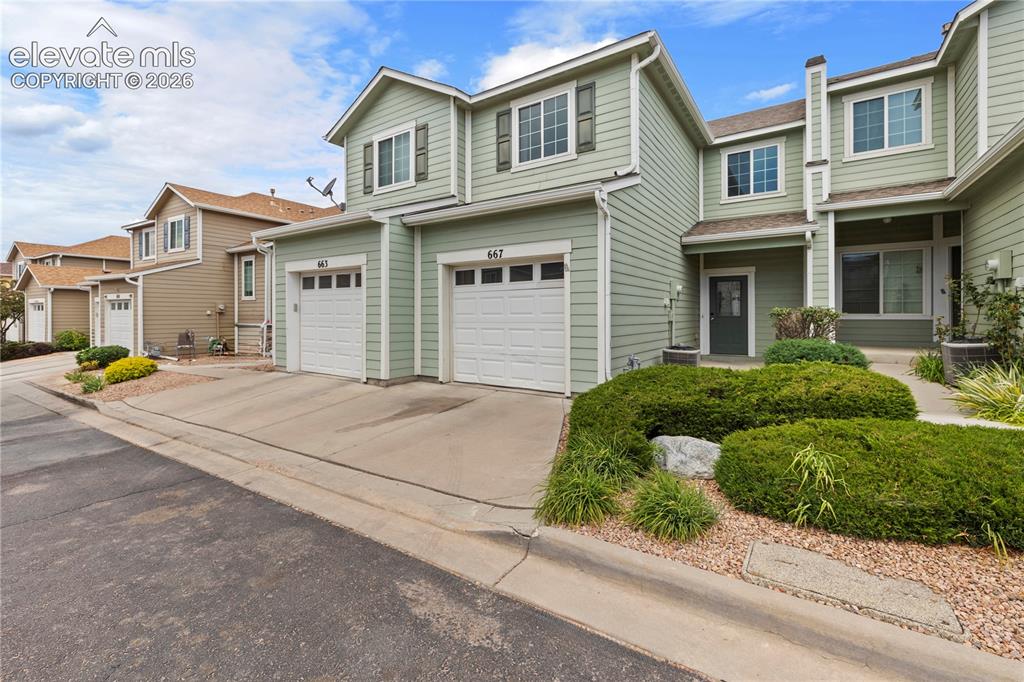 667 Hailey Glenn View Colorado Springs CO 80916