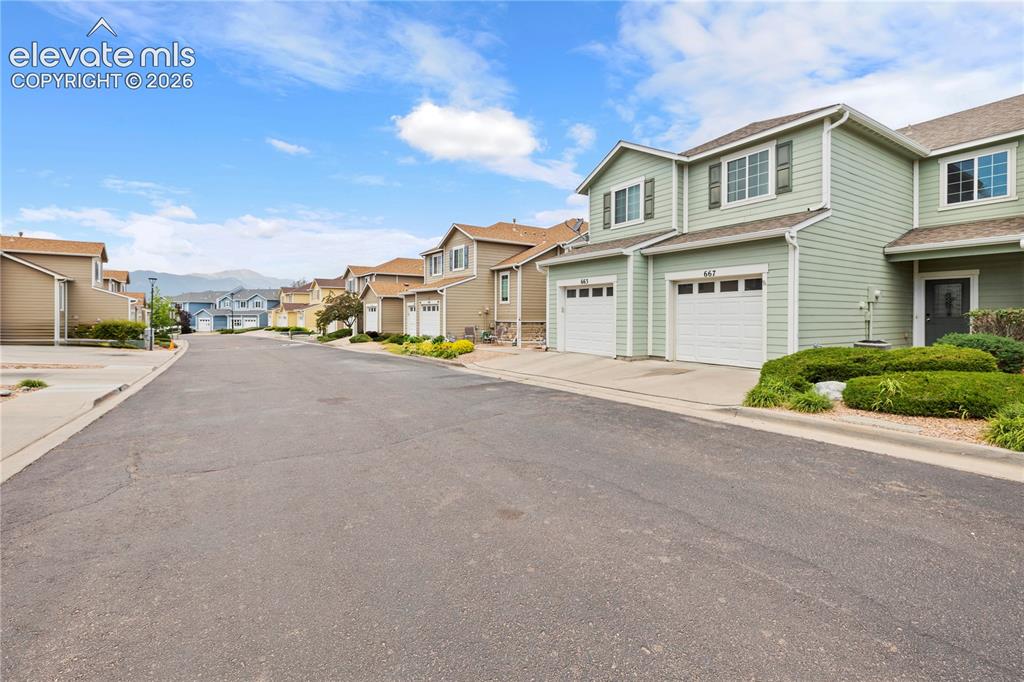 667 Hailey Glenn View Colorado Springs CO 80916