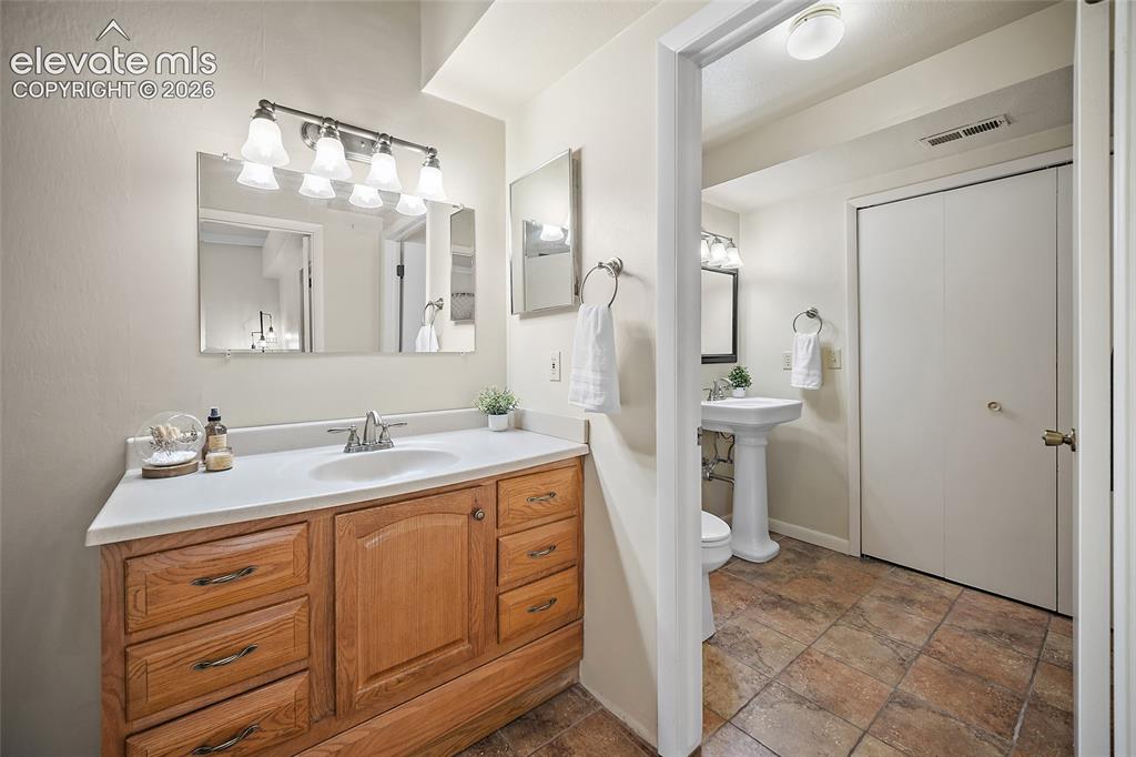 581 Observatory Drive Colorado Springs CO 80904