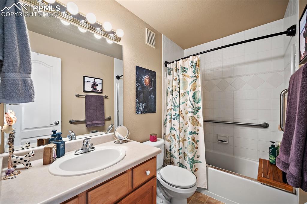 5623 Sonnet Ridge Point Colorado Springs CO 80918