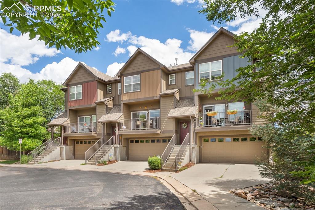 3986 Star View Colorado Springs CO 80907