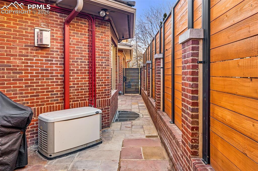418 Steele Street Denver CO 80206
