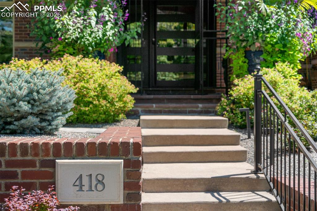 418 Steele Street Denver CO 80206