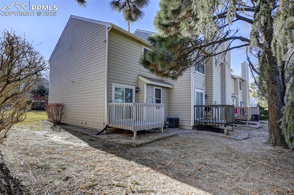 524 Shady Crest Circle Colorado Springs CO 80916