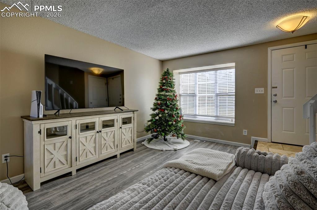 524 Shady Crest Circle Colorado Springs CO 80916