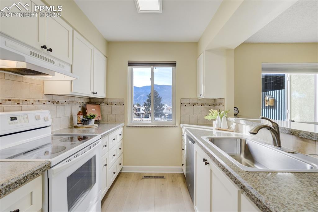 1130 Fontmore Road Colorado Springs CO 80904