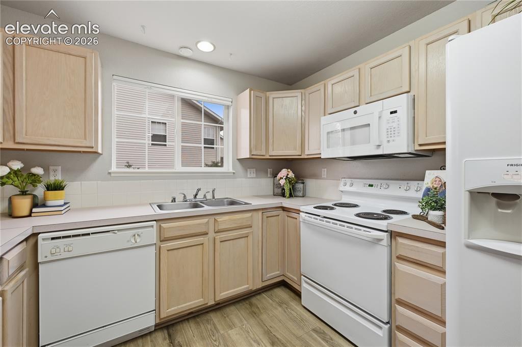 1834 Britton View Colorado Springs CO 80905