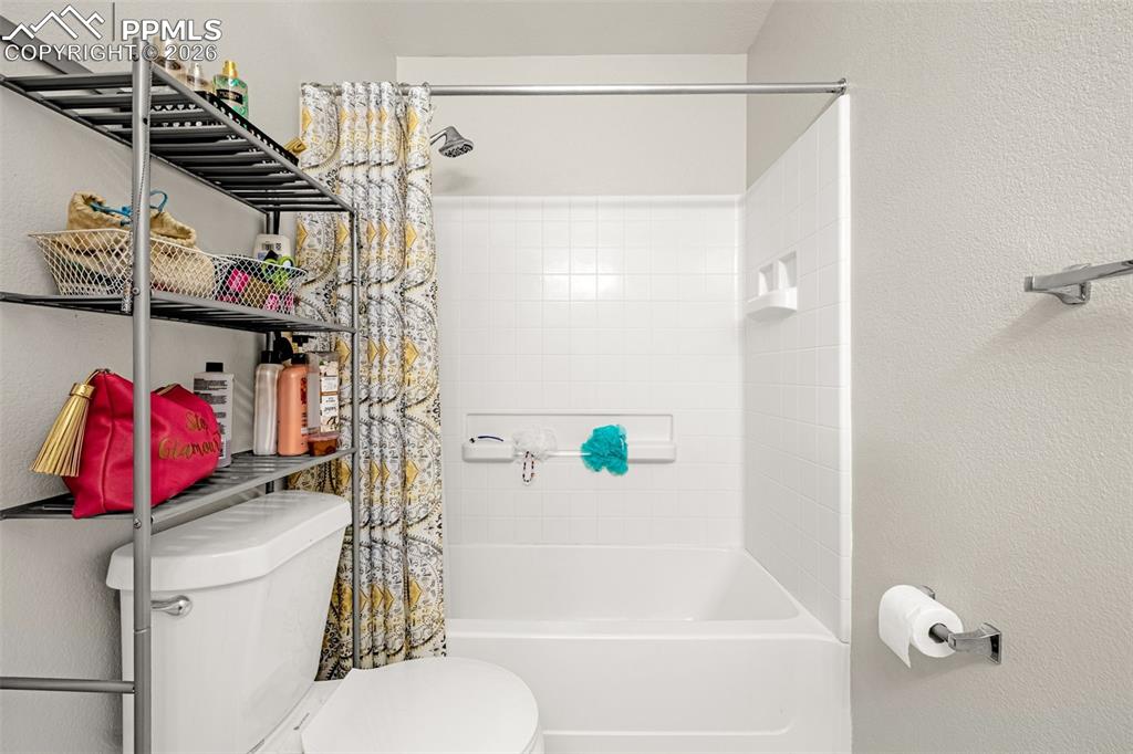 7383 Little Jimmy Grove Fountain CO 80817