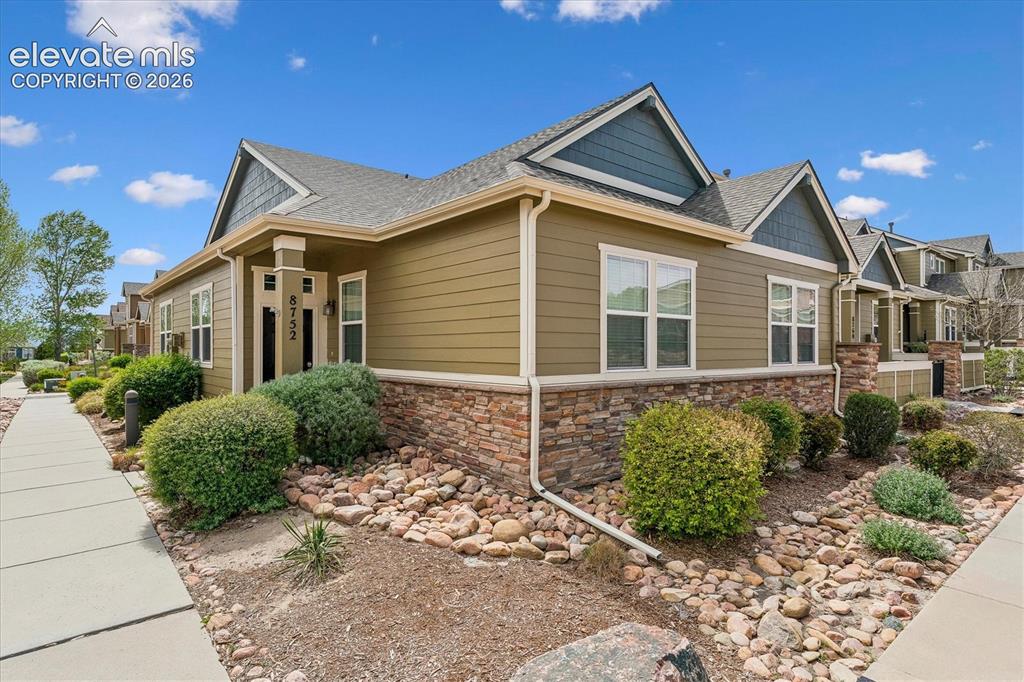 8752 Eckberg Heights Colorado Springs CO 80924