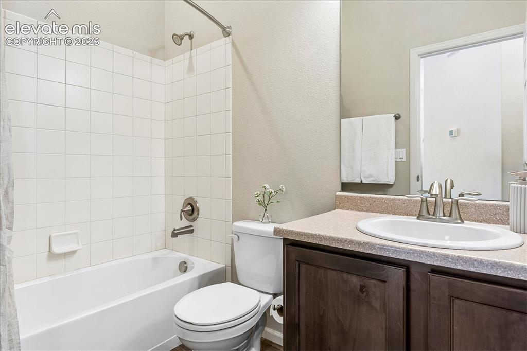 8752 Eckberg Heights Colorado Springs CO 80924