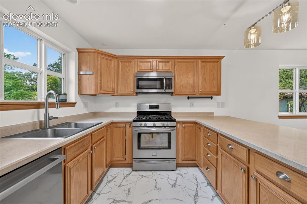1359 Lindenwood Grove Colorado Springs CO 80907