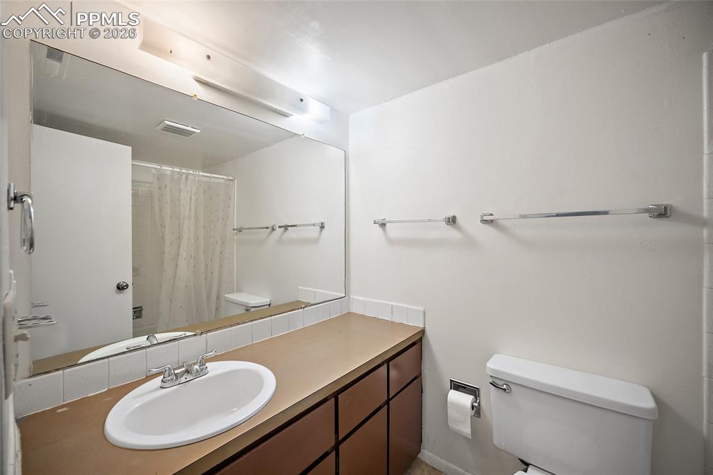 1708 Sawyer Way Colorado Springs CO 80915