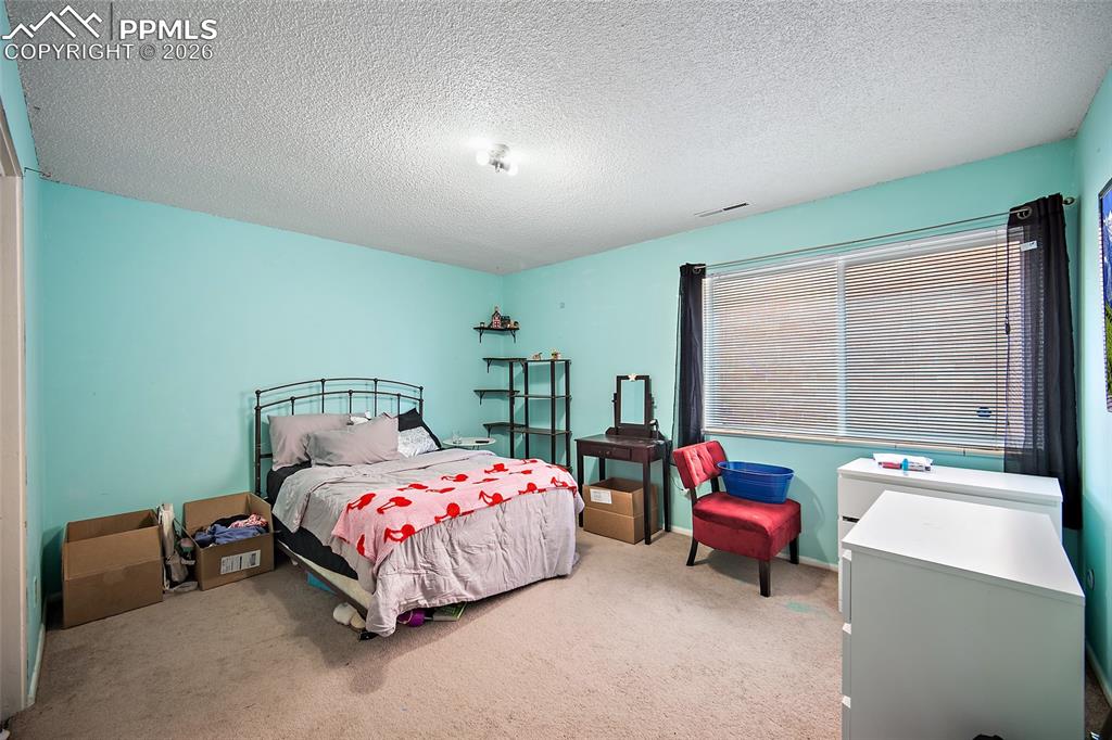 1708 Sawyer Way Colorado Springs CO 80915