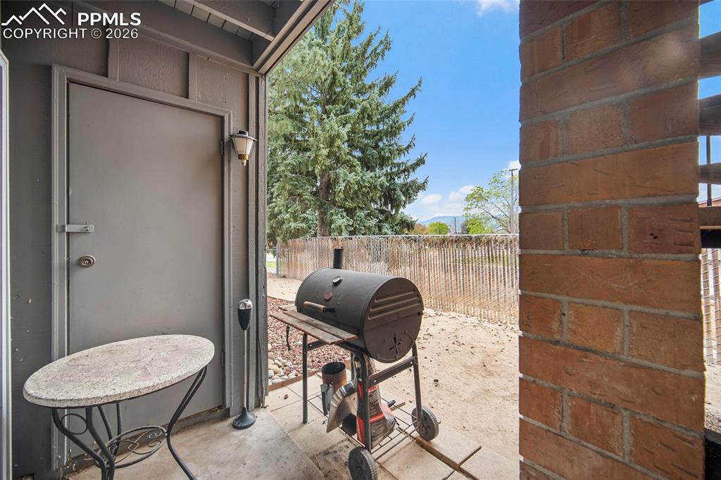 1708 Sawyer Way Colorado Springs CO 80915