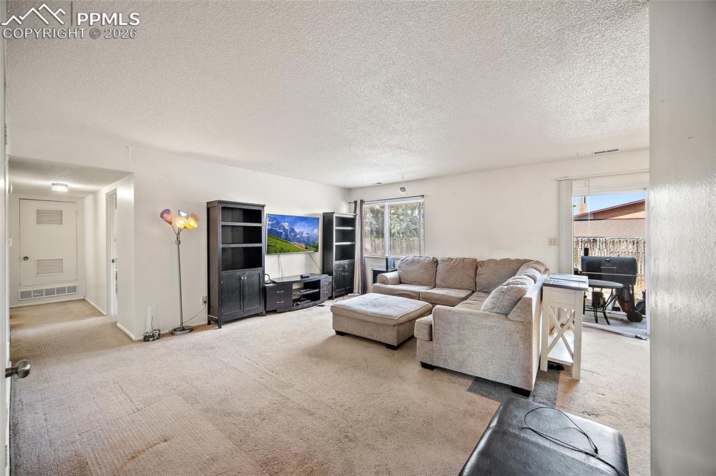1708 Sawyer Way Colorado Springs CO 80915