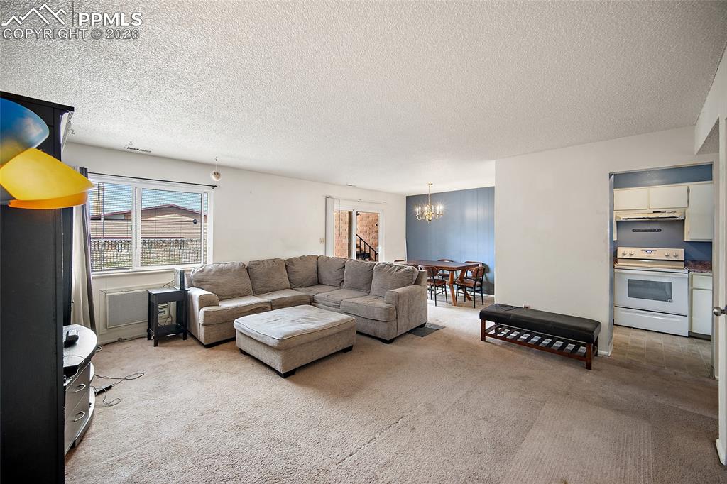 1708 Sawyer Way Colorado Springs CO 80915