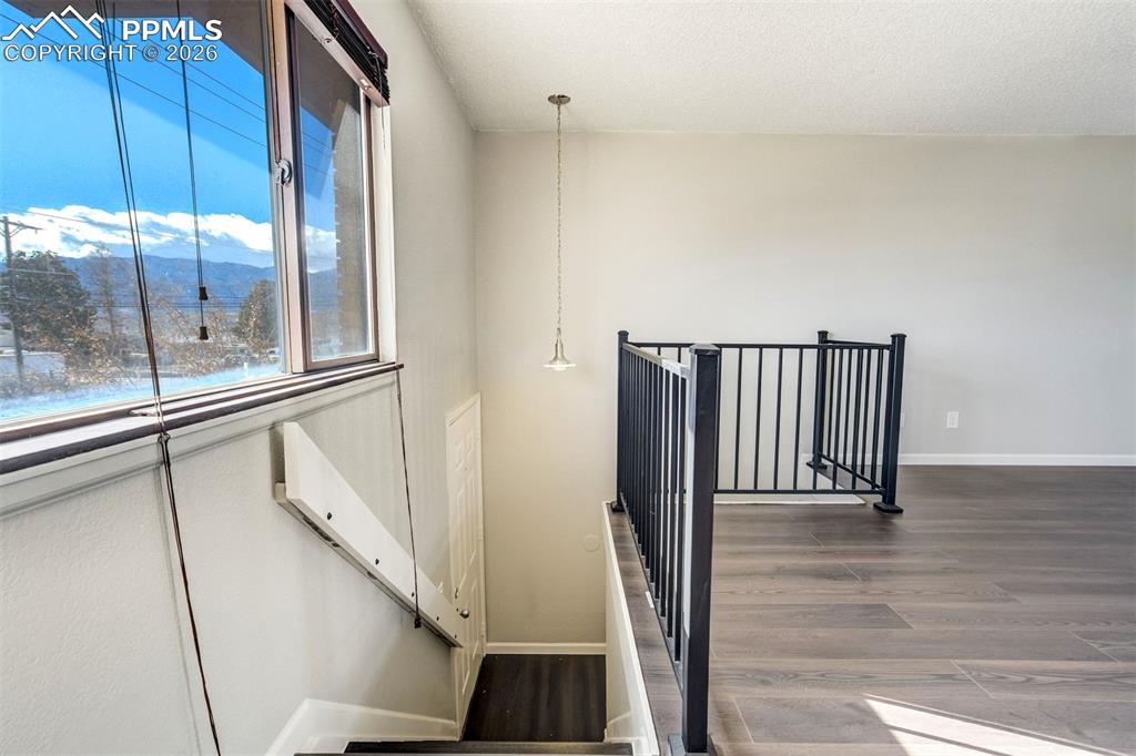 326 Mount View Lane Colorado Springs CO 80907