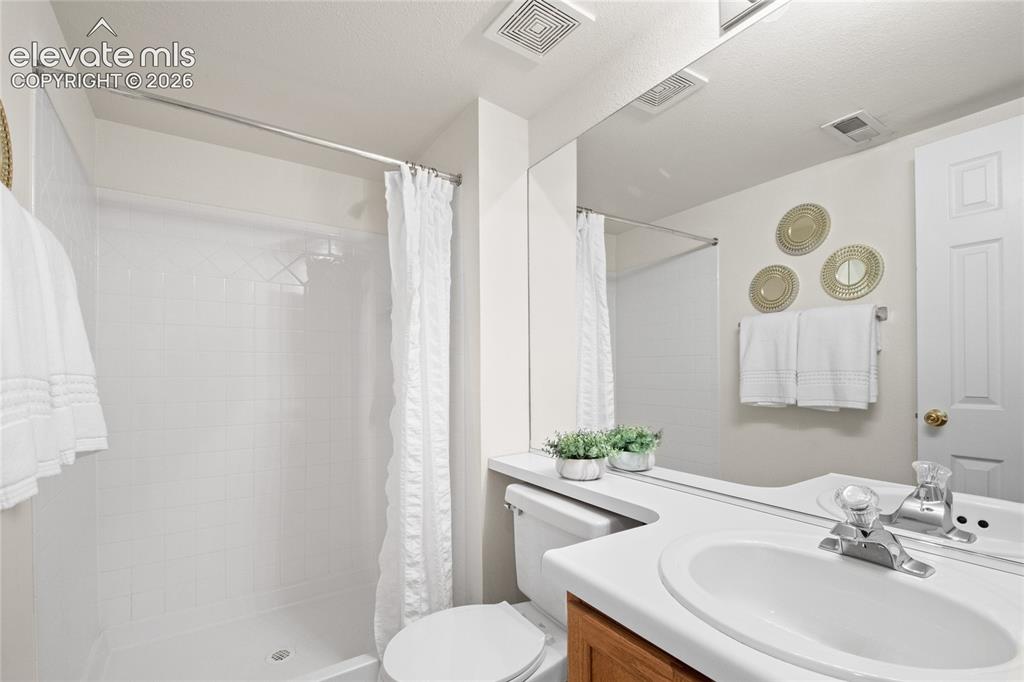 6806 Los Reyes Circle Colorado Springs CO 80918