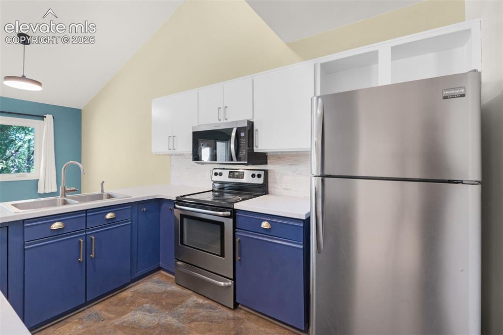 592 Observatory Drive Colorado Springs CO 80904