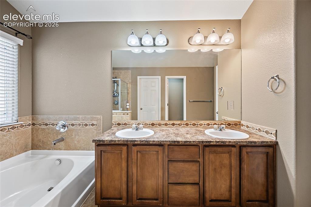6585 Baytree Grove Colorado Springs CO 80923