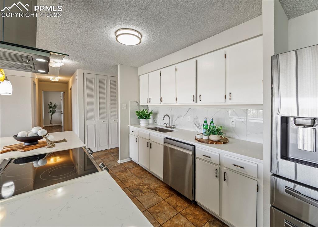 411 Lakewood Circle Colorado Springs CO 80910