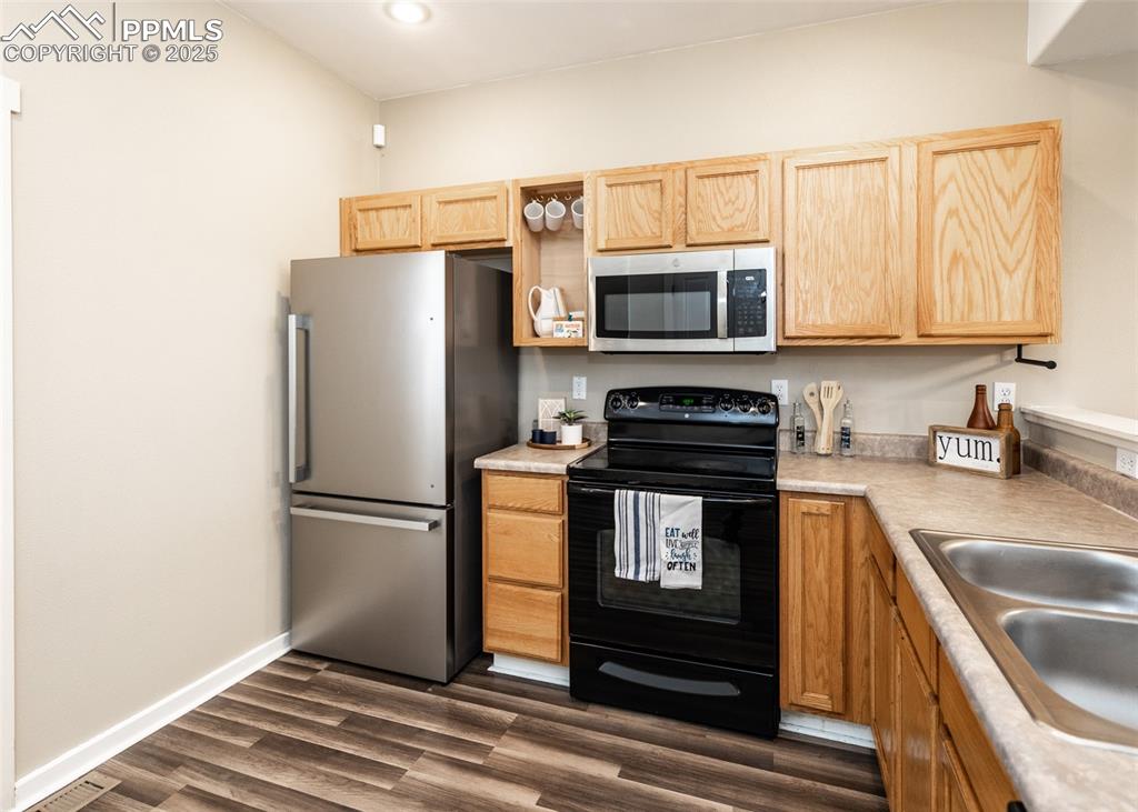 5182 Dovetail Lane Colorado Springs CO 80916
