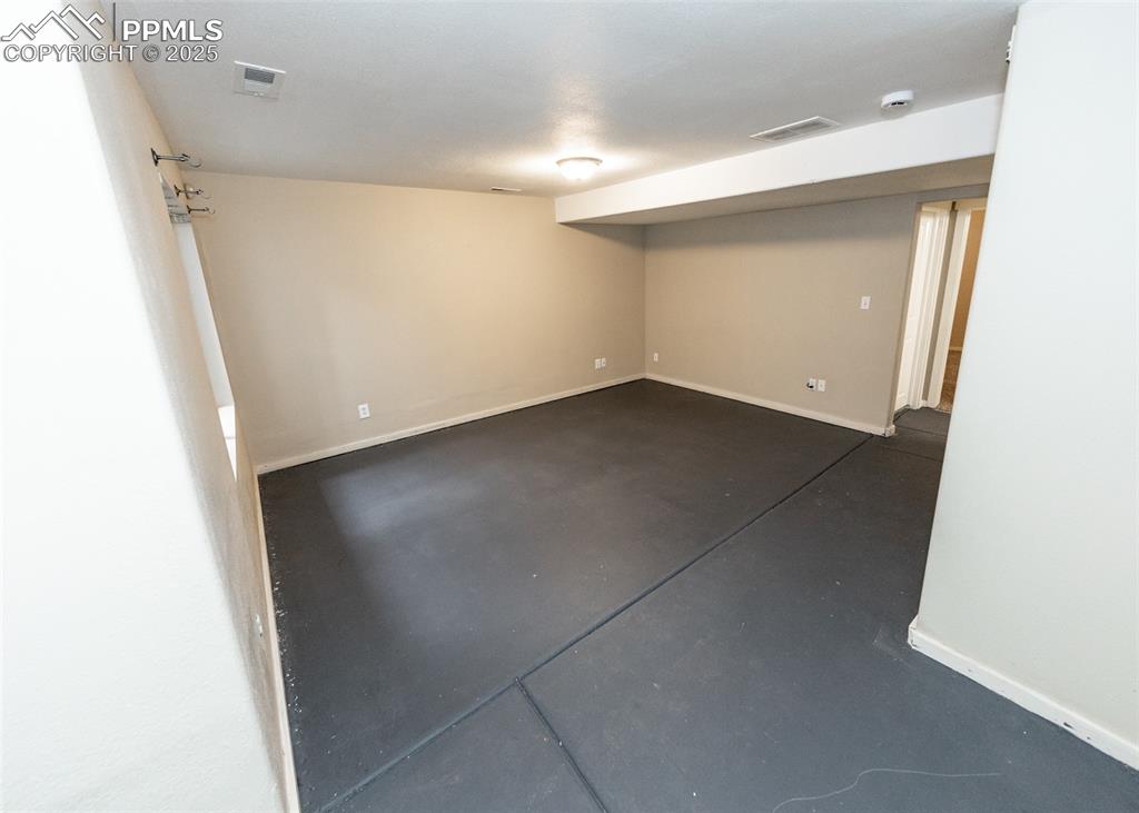 5182 Dovetail Lane Colorado Springs CO 80916