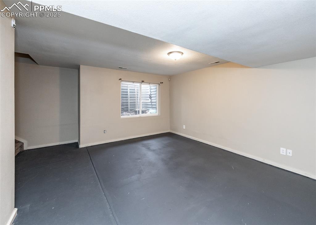 5182 Dovetail Lane Colorado Springs CO 80916
