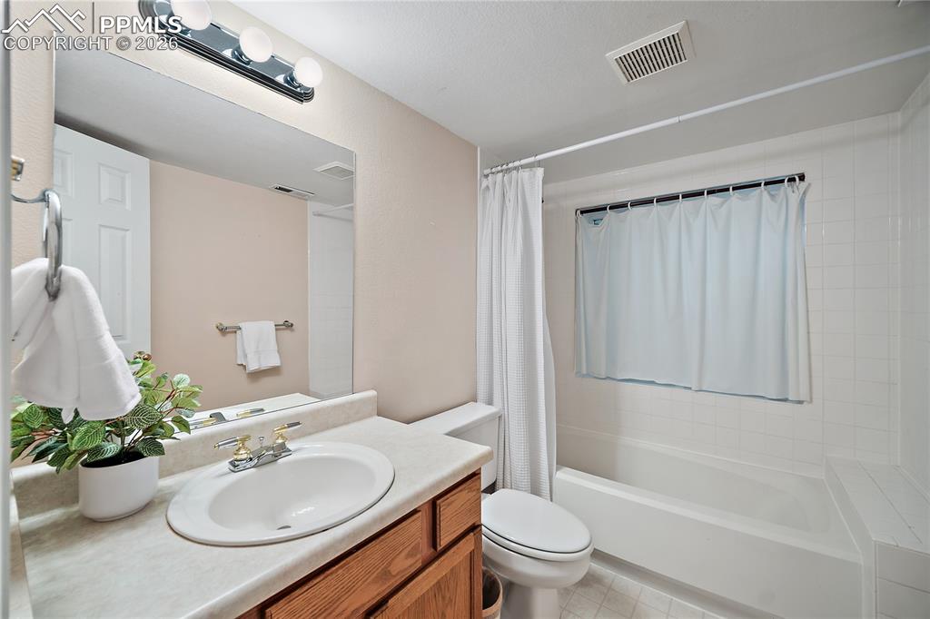 2261 Palm Drive Colorado Springs CO 80918