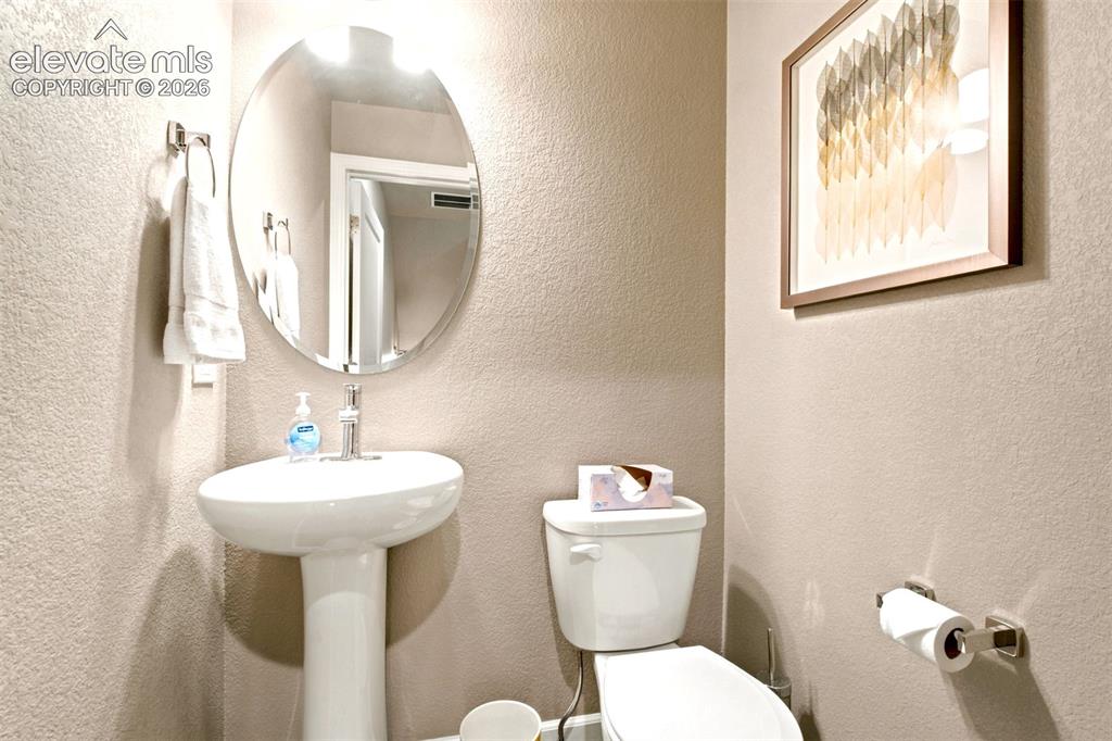 58 Cheyenne Boulevard Colorado Springs CO 80905