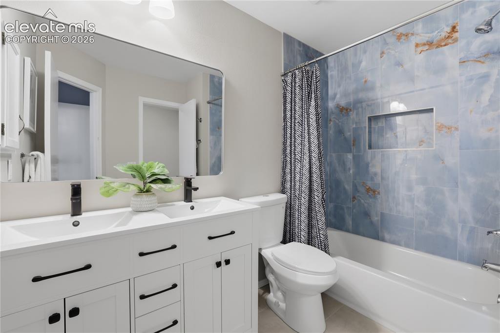 3552 Queen Anne Way Colorado Springs CO 80917